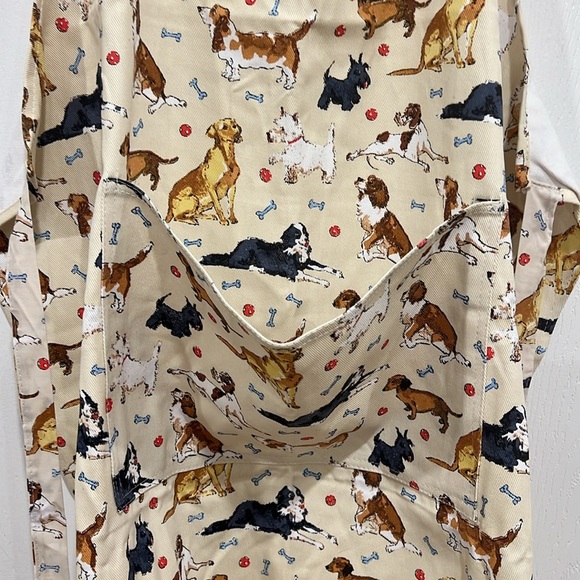 Ulster Weavers Dog Apron and Matching Napkin - Picture 4 of 8